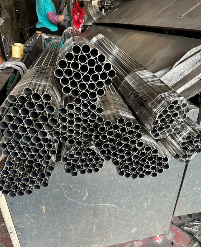 Decar-bo-nising the Stainless Steel Industry